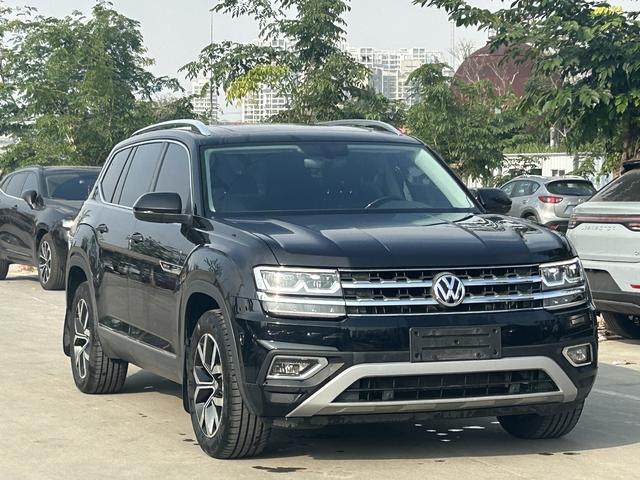 Volkswagen Tuang