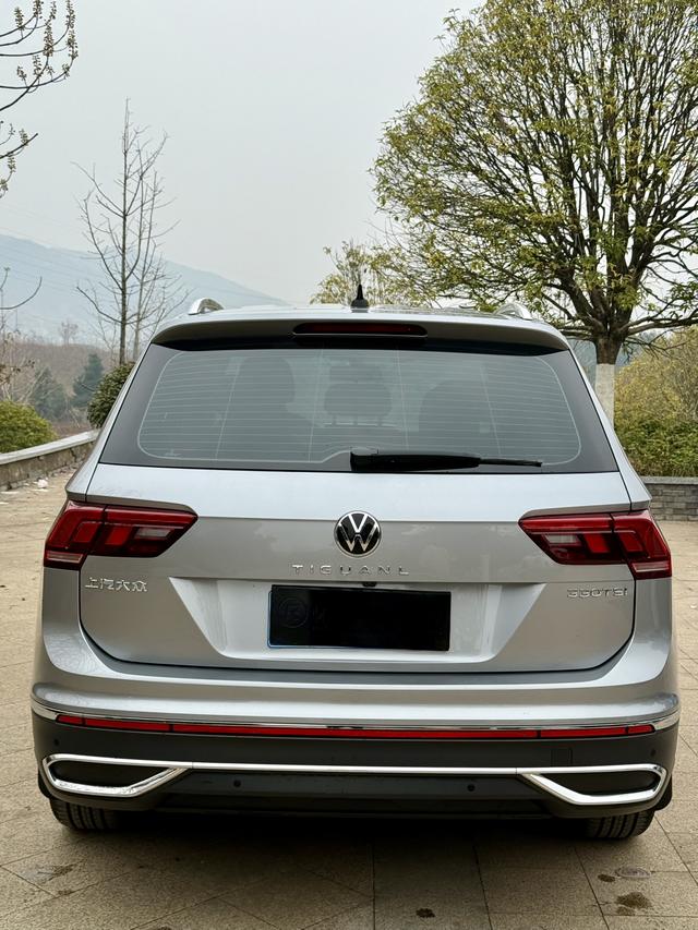 Volkswagen Tiguan L