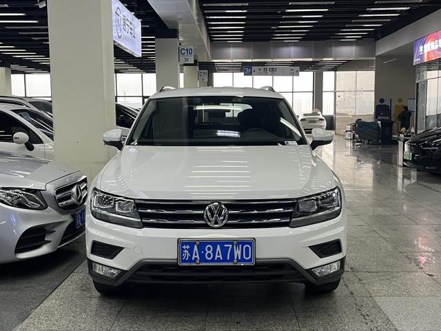 Volkswagen Tiguan L