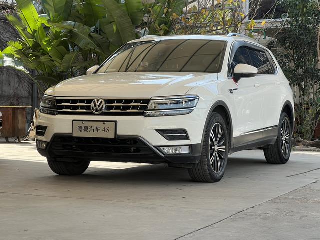 Volkswagen Tiguan L