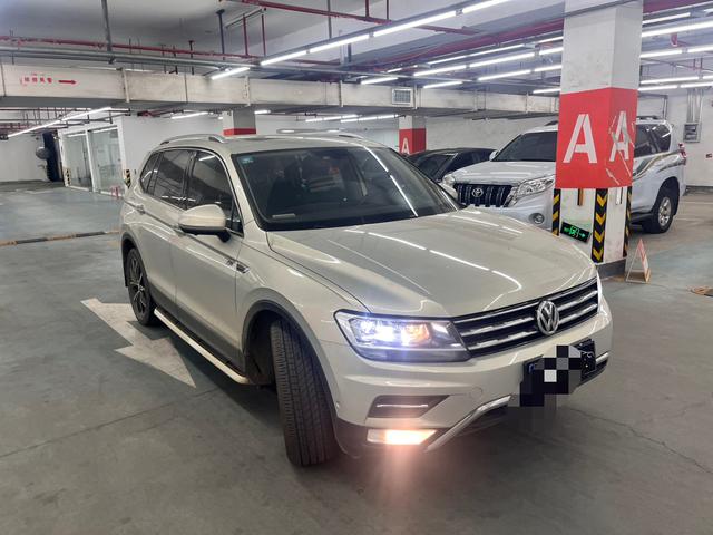 Volkswagen Tiguan L