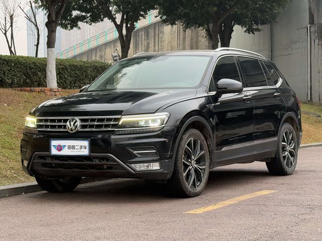 Volkswagen Tiguan L