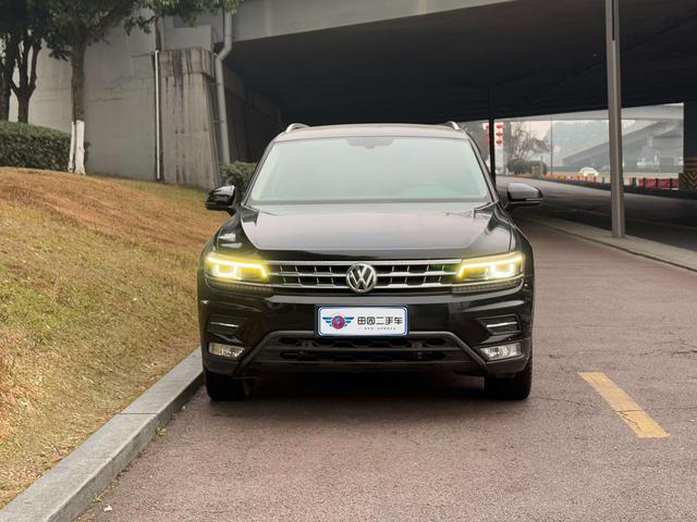 Volkswagen Tiguan L