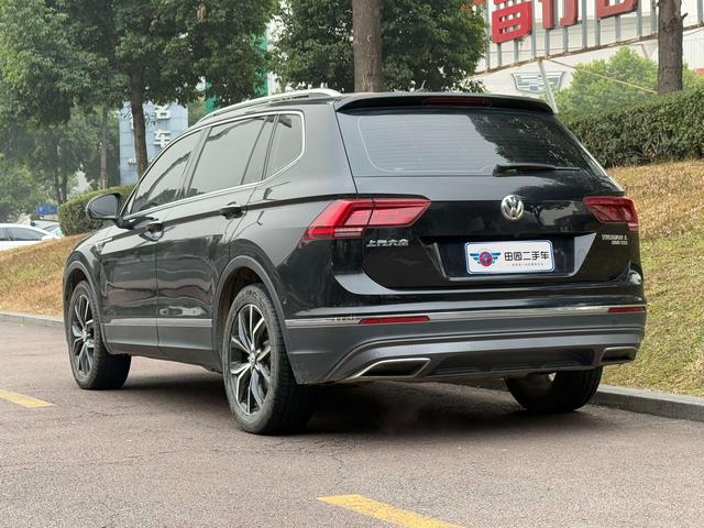 Volkswagen Tiguan L