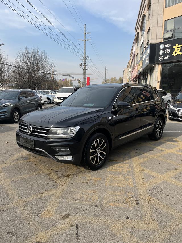 Volkswagen Tiguan L