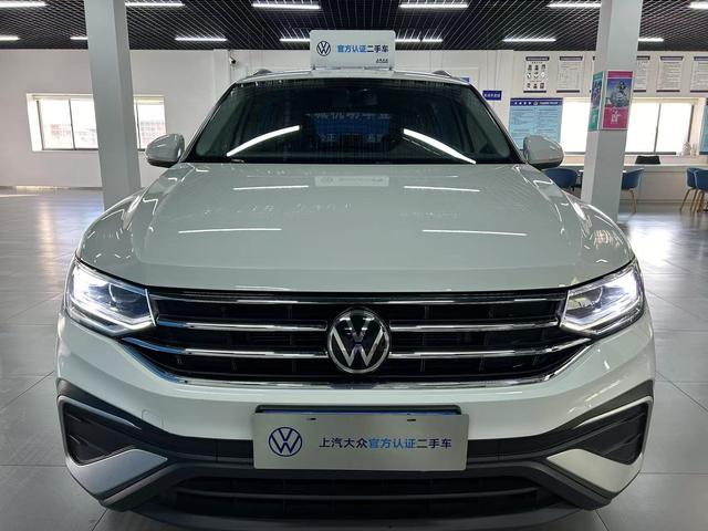 Volkswagen Tiguan L