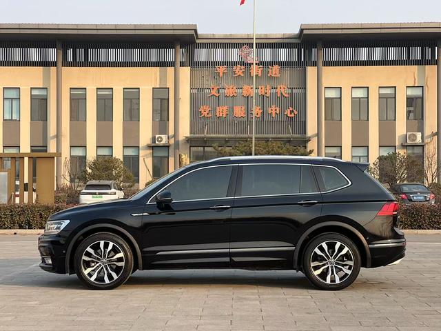 Volkswagen Tiguan L