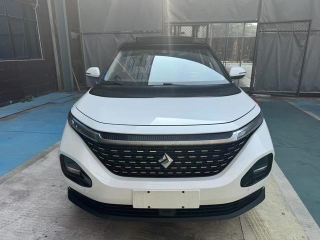 Baojun RM-5