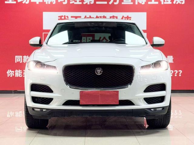 Jaguar F-PACE