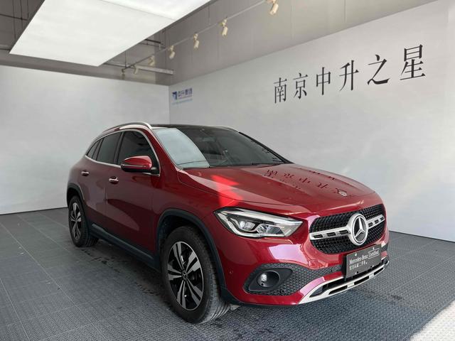 Mercedes-Benz GLA