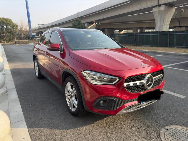 Mercedes-Benz GLA