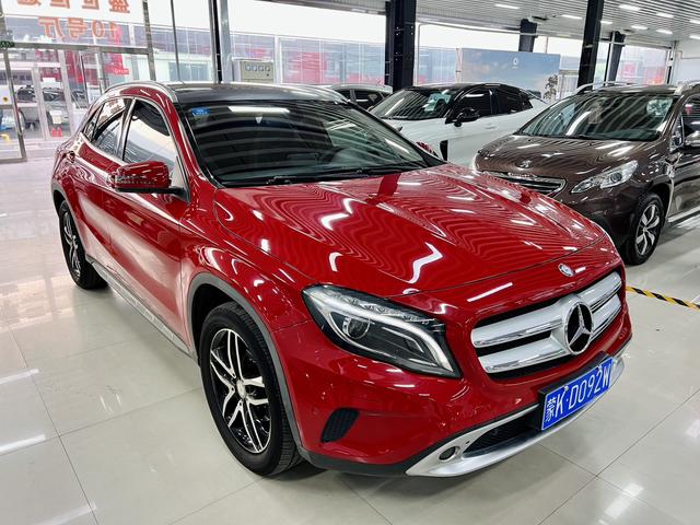 Mercedes-Benz GLA