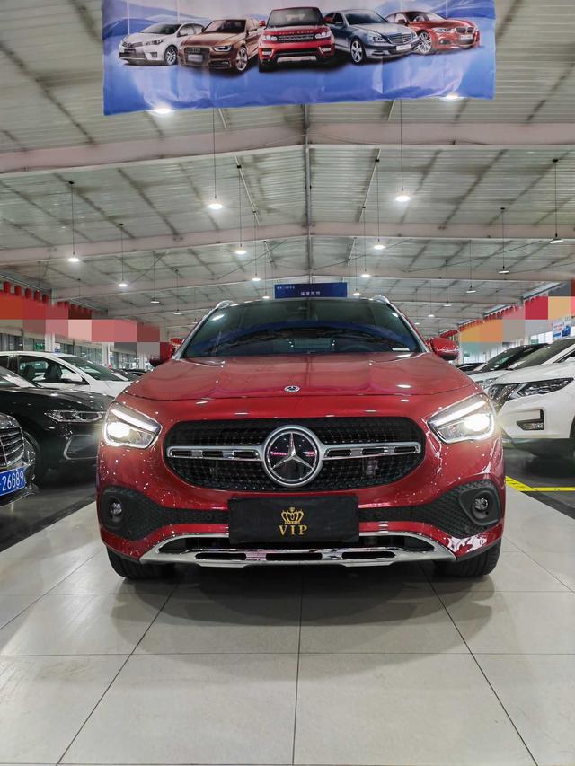 Mercedes-Benz GLA