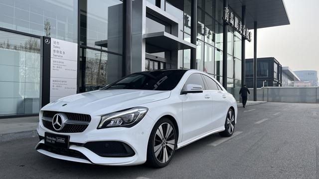 Mercedes-Benz Mercedes CLA