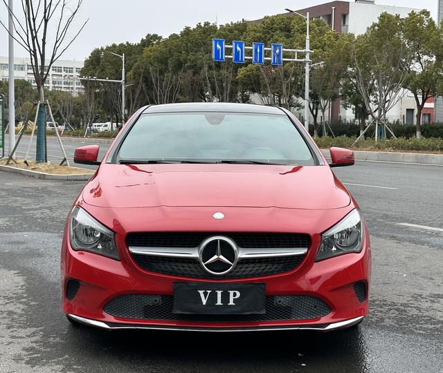 Mercedes-Benz Mercedes CLA