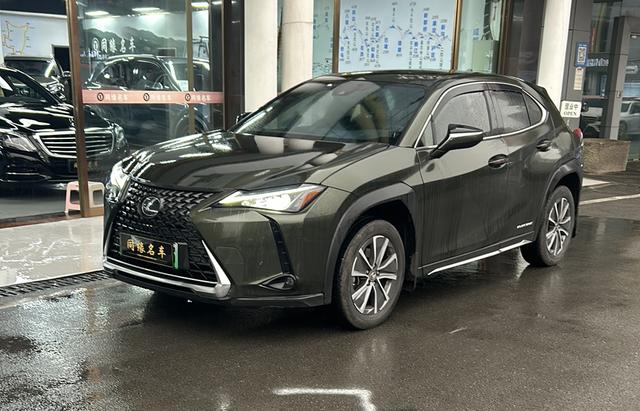 Lexus UX EV