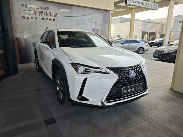 Lexus UX EV