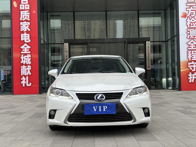 Lexus CT