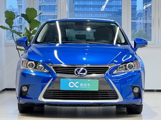 Lexus CT