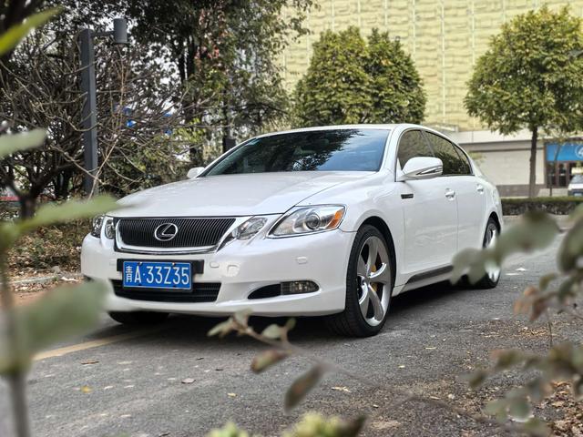 Lexus GS