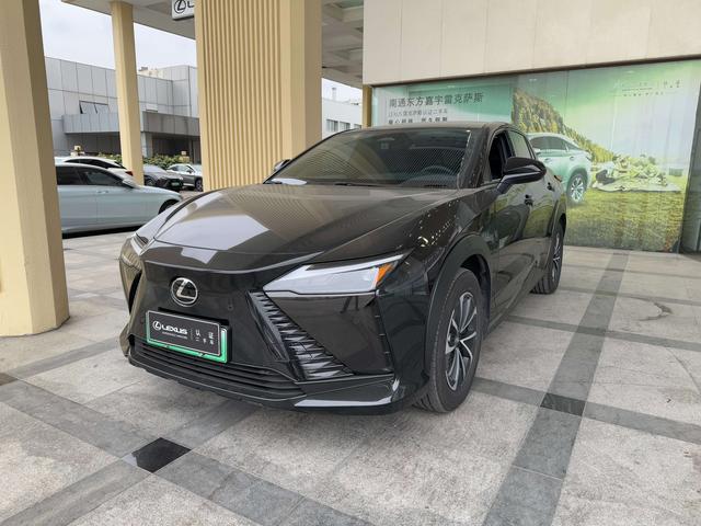 Lexus RZ