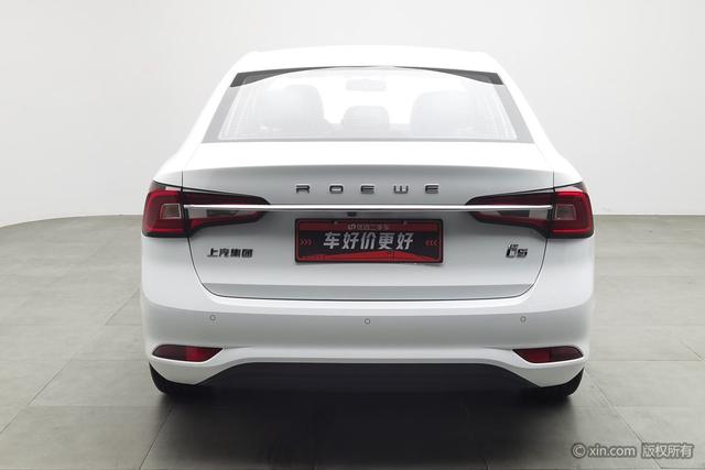 Roewe i5