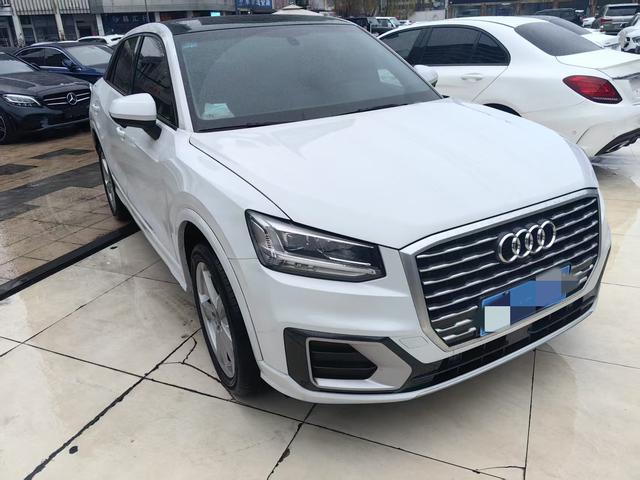 Audi Q2L