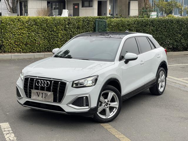 Audi Q2L