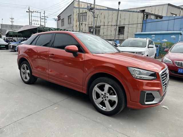 Audi Q2L