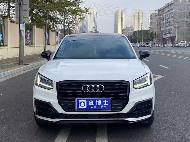 Audi Q2L