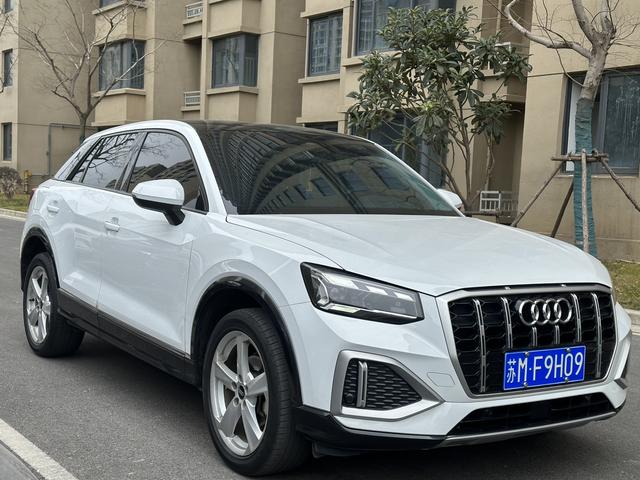 Audi Q2L