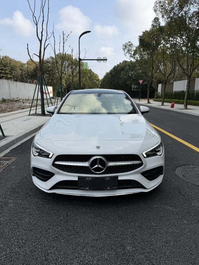 Mercedes-Benz Mercedes CLA