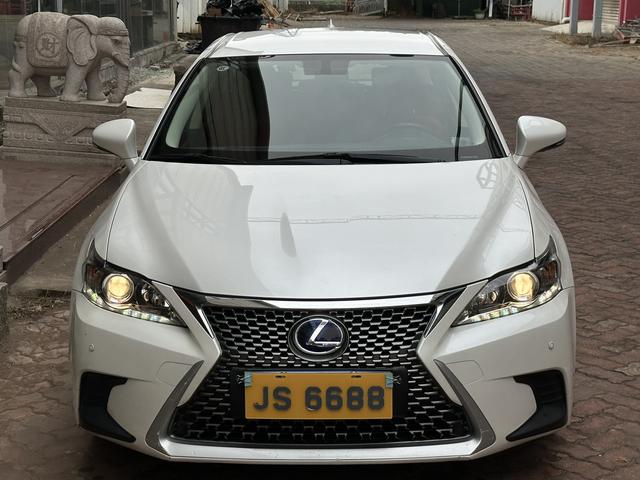 Lexus CT