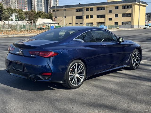 Infiniti Q60