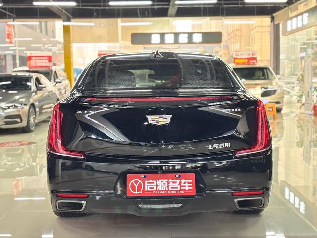 Cadillac XTS