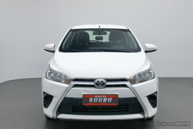 Toyota YARiS L to dazzle