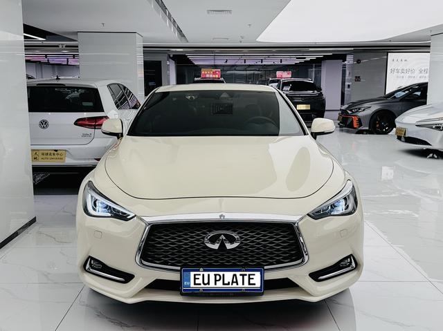 Infiniti Q60