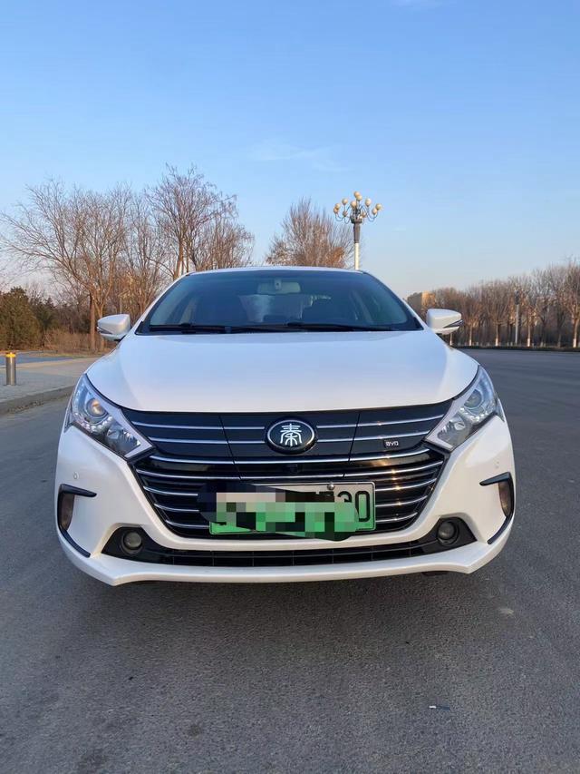 BYD QinEV