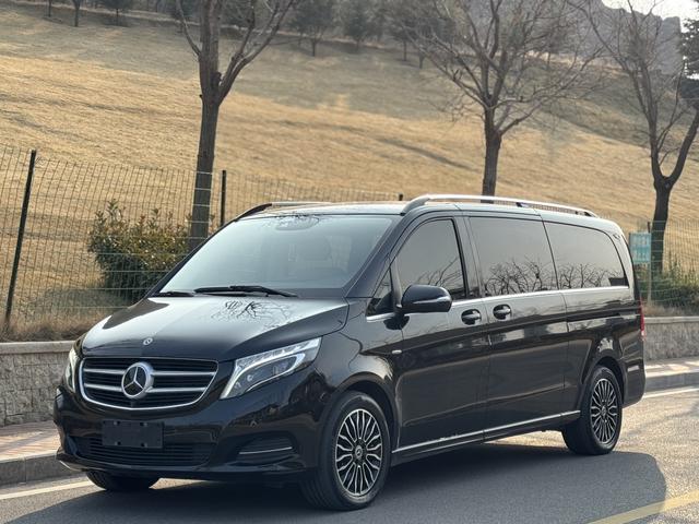 Mercedes-Benz Mercedes Benz V Class