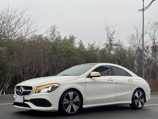 Mercedes-Benz Mercedes CLA