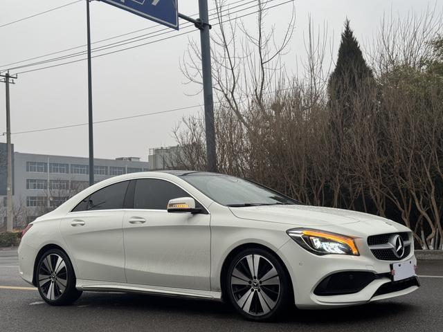 Mercedes-Benz Mercedes CLA