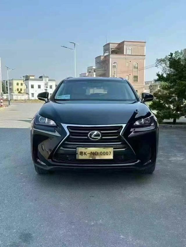 Lexus NX