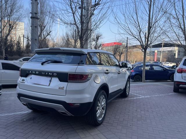 Lu Feng Landwind X7