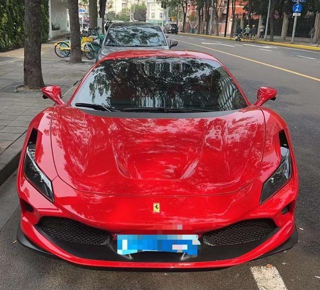 Ferrari F8