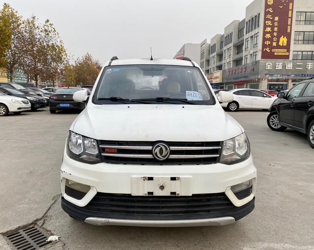 Dongfeng Fengon 370