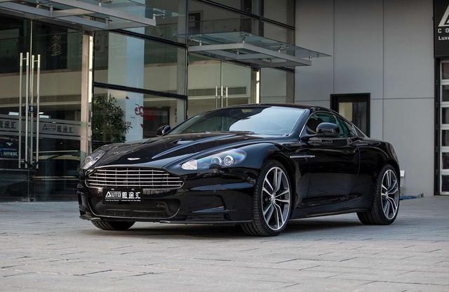 Aston Martin DBS