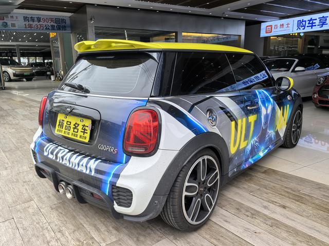 MINI MINI