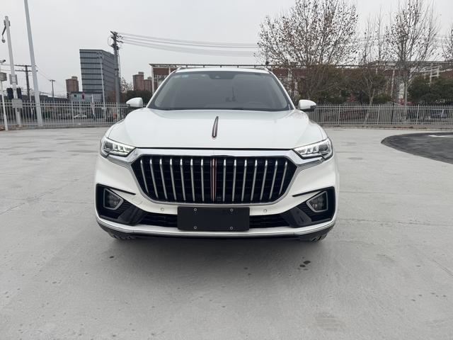 Hongqi HS5