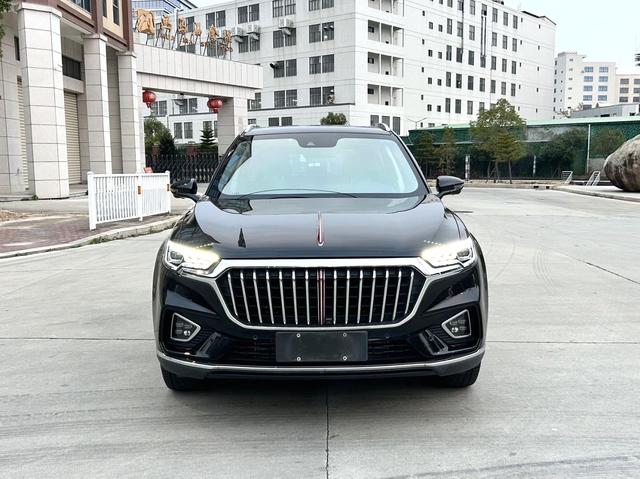 Hongqi HS5