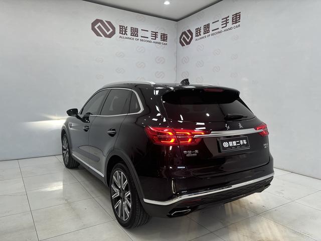 Hongqi HS5